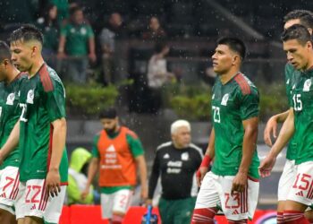 “Son unos mediocres y fracasados”: Faitelson a jugadores del Tri