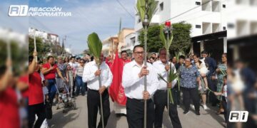 Celebran culiacanenses el inicio de la Semana Santa con el “Domingo de Ramos”