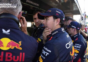 Verstappen gana en Australia; ‘Checo’ en quinto lugar