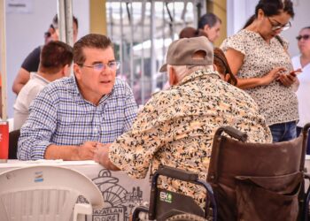 Más del 80% de las peticiones hechas en la audiencia pública “Escuchando a la gente” se atienden de inmediato