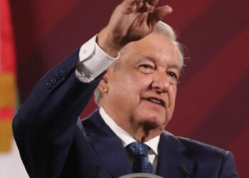 Amenazan con invadir, solo les interesa el dinero: López Obrador arremete contra EE.UU.