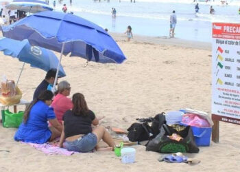 Alerta Policía Acuática a bañistas por presencia de quemadores en las zonas de playa