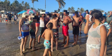 En dos intervenciones Policía Acuática poner a salvo a 12 personas