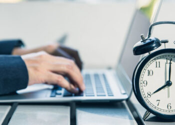 Buscan reducir la jornada laboral en México: Cuál sería el nuevo horario