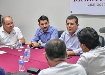 Acuerda sector transporte trabajar de la mano con Gobierno Municipal para implementar carril preferencial