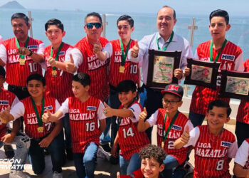 ¡Tienen futuro! Niños mazatlecos se preparan para Mundial de Béisbol