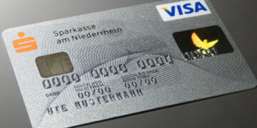 Diputados proponen eliminar el cobro de comisiones por pagos con tarjeta