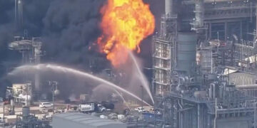 Se registra incendio en refinería Deer Park en Texas