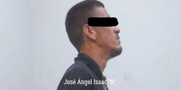 Agentes de la Policía Municipal detienen a mujer y hombre por la probable participación de delitos contra la salud en su modalidad de narcomenudeo