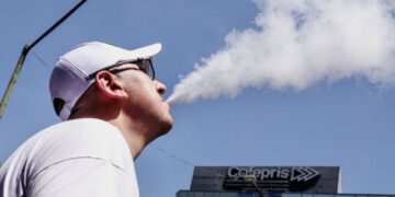 México impugnará el amparo de Philip Morris para vender vapeadores: “Es más dañino que el cigarro”