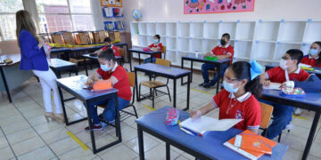 ¿Cuándo es el Día del Maestro 2023? ¿Habrá puente o megapuente?