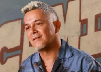 ‘No Estoy Bien, Estoy Triste y Cansado’, Revela Alejandro Sanz