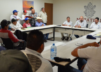 “Estás reuniones ayudan a que el pescador traiga sus inquietudes y de seguimiento a sus peticiones”: Pescadores sienten respaldo del Gobierno Municipal de Mazatlán