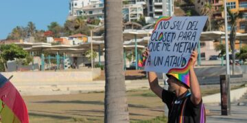 Decenas de miles de la comunidad LGBT+ y aliados exigen justicia y respeto a sus derechos