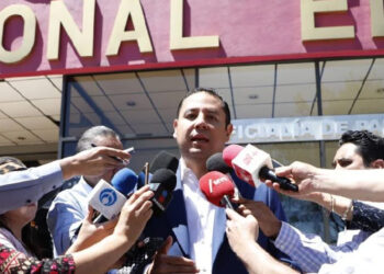 PRD pide al INE cancelar proceso interno de Morena para elegir a su candidato: ‘es un fraude a la ley’