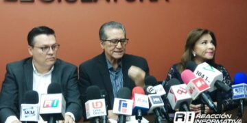 Muestra el rector voluntad política en el caso de la consulta universitaria: Feliciano Castro Meléndrez