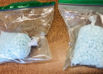 Detiene SSPyTM a un adulto y un menor con dos bolsas con probable fentanilo