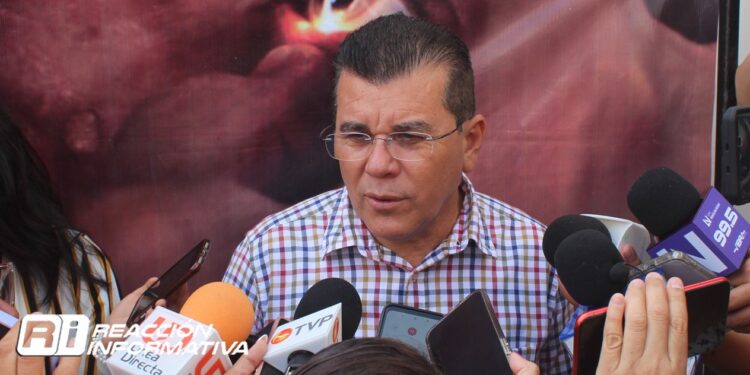 “Es una lata ese tema de los semáforos”; Edgar González