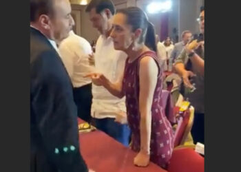 “No me voy a meter, es normal”: AMLO minimiza video de Sheinbaum reclamando a Durazo