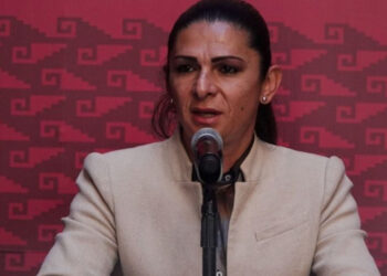 Por falta de apoyos a equipos de natación, diputados citarán a comparecer a Ana Gabriela Guevara