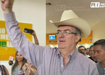 Vamos ganando en las encuestas, seguro estaremos en la boleta del 2024, Marcelo Ebrard tras su llegada a Mazatlán