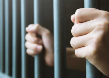 Vinculan a proceso a sujeto por corrupción de menores y violación