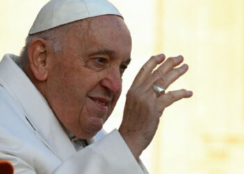 El Papa está fuera de peligro, tras una intervención quirúrgica de tres horas