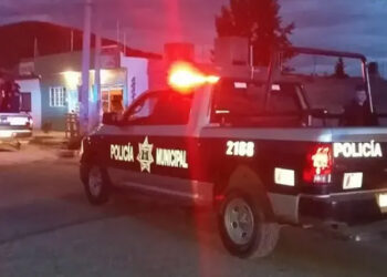 Encuentran a bebé recién nacido abandonado en un lote baldío en Durango