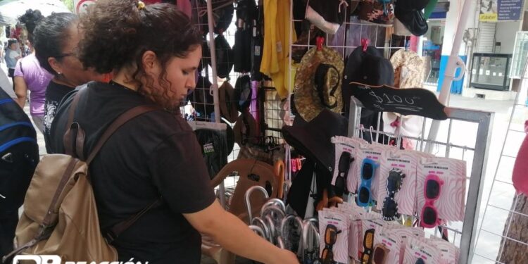 Por vacaciones y lluvias bajan las ventas en comercio ambulante en Culiacán hasta un 40 %: Laura Quevedo
