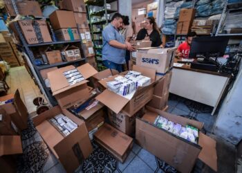 Reabastecen medicamentos de primer cuadro en el Hospital Municipal