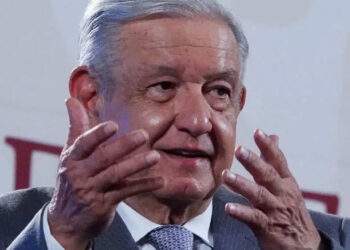 Jerarquía de la iglesia simpatiza más con los ricos, dice AMLO tras crítica de obispo de Apatzingán