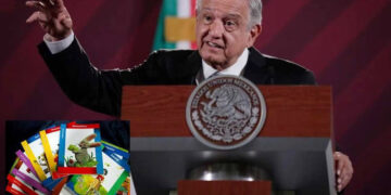 Derecha usa de pretexto figuras históricas para decir que todos los nuevos libros de texto gratuitos están mal: AMLO