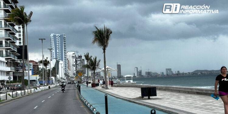 Se prevén lluvias débiles en Mazatlán el día de hoy
