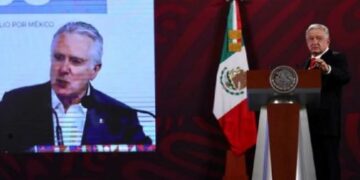 “Y yo por qué”; AMLO responde a Creel y reitera que no es su culpa de que no sea el elegido