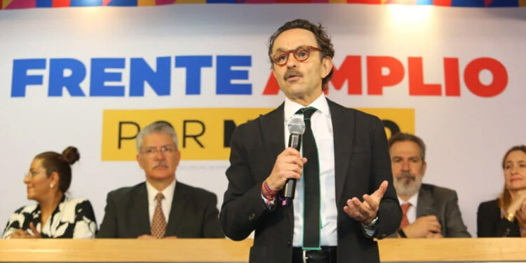 Quadri se baja de la contienda por candidatura del Frente Amplio por México