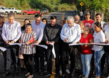 Estamos buscando que se comuniquen los pueblos: Rocha Moya