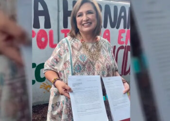 Xóchitl Gálvez se pone a disposición de la FGR por señalamientos de AMLO