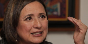 López Obrador revela supuestos contratos de Xóchitl Gálvez por mil 400 mdp