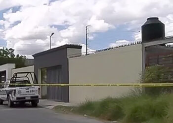 Los asistentes a la quinta, no se percataron que el niño cayó a la alberca