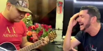 Luis Ángel ‘El Flaco’ LLORA y canta en funeral de su hija, María Fernanda