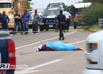 Jesús de 27 años de edad murió tras chocar contra una patrulla en Mazatlán