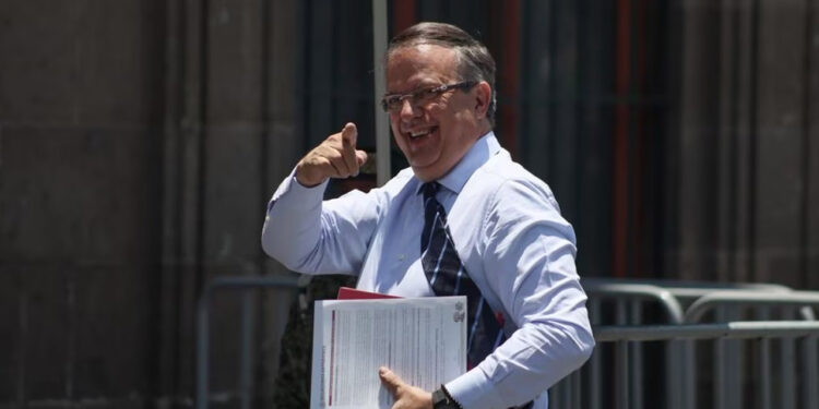 AMLO destaca trabajo en seguridad de Marcelo Ebrard cuando fue jefe de Gobierno