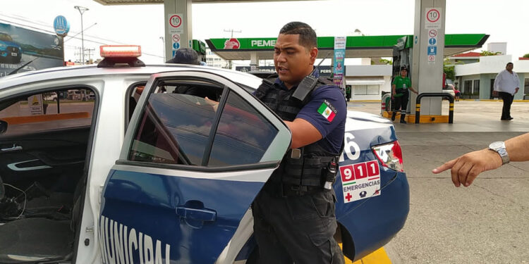 Llama Secretaría de Seguridad Pública Municipal a regular niveles de polarizado en cristales de vehículos