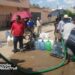 JAPAC lleva agua en pipas a las colonias afectadas por reparaciones de tubería