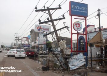 Continúan fallas de electricidad en Mazatlán tras lluvias de esta semana