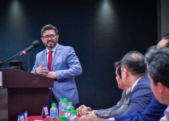 El Gobierno Municipal es facilitador del crecimiento de Mazatlán, escuchando y coadyuvando con la iniciativa privada y ciudadanía: Oficial Mayor