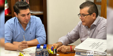 Gestiona Edgar González ante Gobierno del Estado obras de pavimentación y drenaje para cierre del 2023