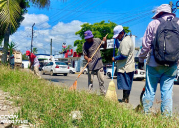 Llaman a vecinos a frenar contaminación en la avenida Emilio Barragán