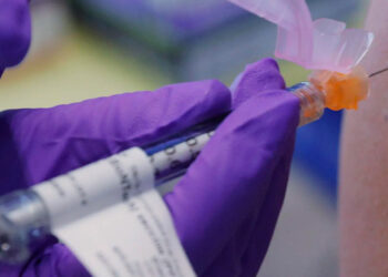 AMLO abre puerta para importación vacunas contra COVID-19