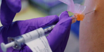 AMLO abre puerta para importación vacunas contra COVID-19